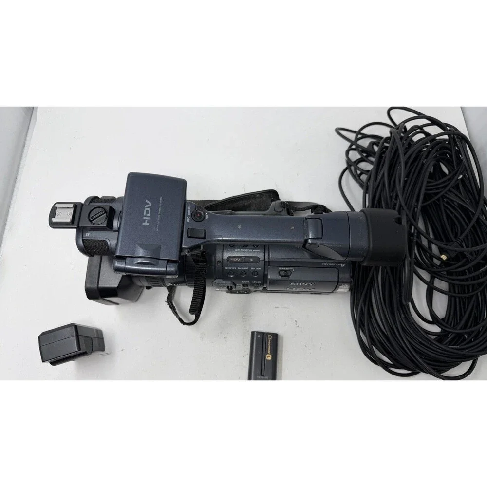 Sony HDR-FX1 HDV 1080i 3CCD Camcorder For Parts & Repair READ